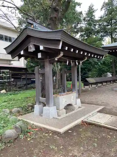 諏訪神社の手水舎