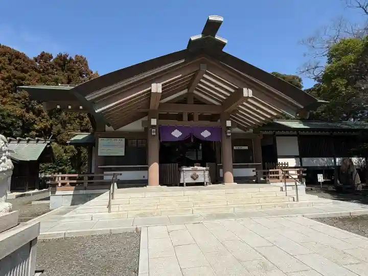 皇大神宮(烏森神社)の{uncategorized: "未分類", other: "その他", undefined: "問題あり", building: "その他建物", grave: "お墓", sacred_gate: "鳥居", guardian: "狛犬", statue: "像", buddha: "仏像", history: "歴史", nature: "自然", garden: "庭園", animal: "動物", pagoda: "塔", temizu: "手水舎", mountain_gate: "山門・神門", sanctuary: "本殿・本堂", subordinate: "末社・摂社", art: "芸術", scenery: "景色", jizo: "地蔵", ema: "絵馬", goshuin: "御朱印", omikuji: "おみくじ", items: "授与品その他", amulet: "お守り", goshuincho: "御朱印帳", eats: "食事", festival: "お祭り", votive_dance: "神楽", shichigosan: "七五三参", wedding: "結婚式", experience: "体験その他", initially: "初詣", around: "周辺", anti_infection: "感染症対策"}