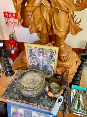 清立院の{uncategorized: "未分類", other: "その他", undefined: "問題あり", building: "その他建物", grave: "お墓", sacred_gate: "鳥居", guardian: "狛犬", statue: "像", buddha: "仏像", history: "歴史", nature: "自然", garden: "庭園", animal: "動物", pagoda: "塔", temizu: "手水舎", mountain_gate: "山門・神門", sanctuary: "本殿・本堂", subordinate: "末社・摂社", art: "芸術", scenery: "景色", jizo: "地蔵", ema: "絵馬", goshuin: "御朱印", omikuji: "おみくじ", items: "授与品その他", amulet: "お守り", goshuincho: "御朱印帳", eats: "食事", festival: "お祭り", votive_dance: "神楽", shichigosan: "七五三参", wedding: "結婚式", experience: "体験その他", initially: "初詣", around: "周辺", anti_infection: "感染症対策"}