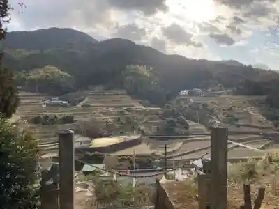 籠御前社の周辺