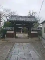 高源寺の山門