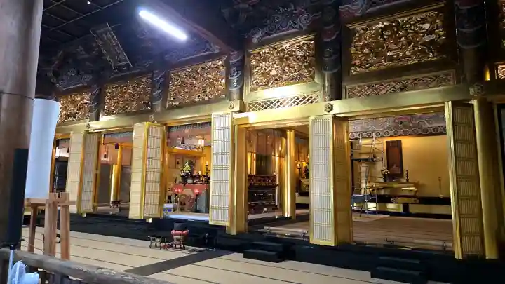 勝興寺の{uncategorized: "未分類", other: "その他", undefined: "問題あり", building: "その他建物", grave: "お墓", sacred_gate: "鳥居", guardian: "狛犬", statue: "像", buddha: "仏像", history: "歴史", nature: "自然", garden: "庭園", animal: "動物", pagoda: "塔", temizu: "手水舎", mountain_gate: "山門・神門", sanctuary: "本殿・本堂", subordinate: "末社・摂社", art: "芸術", scenery: "景色", jizo: "地蔵", ema: "絵馬", goshuin: "御朱印", omikuji: "おみくじ", items: "授与品その他", amulet: "お守り", goshuincho: "御朱印帳", eats: "食事", festival: "お祭り", votive_dance: "神楽", shichigosan: "七五三参", wedding: "結婚式", experience: "体験その他", initially: "初詣", around: "周辺", anti_infection: "感染症対策"}