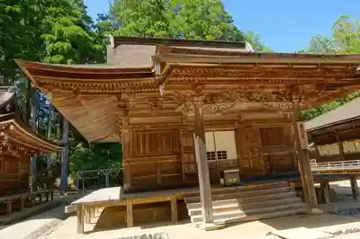 壇上伽藍の本殿・本堂