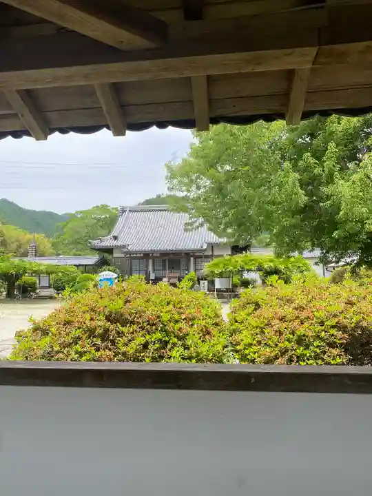 世尊寺(奈良県)