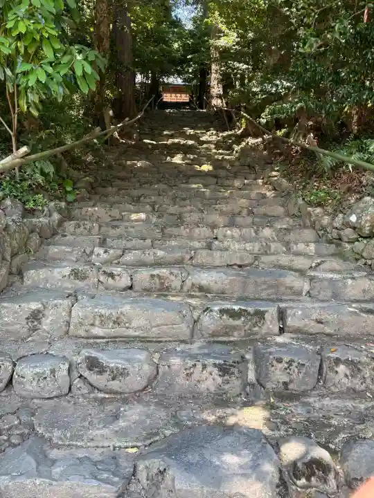 眞名井神社の{uncategorized: "未分類", other: "その他", undefined: "問題あり", building: "その他建物", grave: "お墓", sacred_gate: "鳥居", guardian: "狛犬", statue: "像", buddha: "仏像", history: "歴史", nature: "自然", garden: "庭園", animal: "動物", pagoda: "塔", temizu: "手水舎", mountain_gate: "山門・神門", sanctuary: "本殿・本堂", subordinate: "末社・摂社", art: "芸術", scenery: "景色", jizo: "地蔵", ema: "絵馬", goshuin: "御朱印", omikuji: "おみくじ", items: "授与品その他", amulet: "お守り", goshuincho: "御朱印帳", eats: "食事", festival: "お祭り", votive_dance: "神楽", shichigosan: "七五三参", wedding: "結婚式", experience: "体験その他", initially: "初詣", around: "周辺", anti_infection: "感染症対策"}