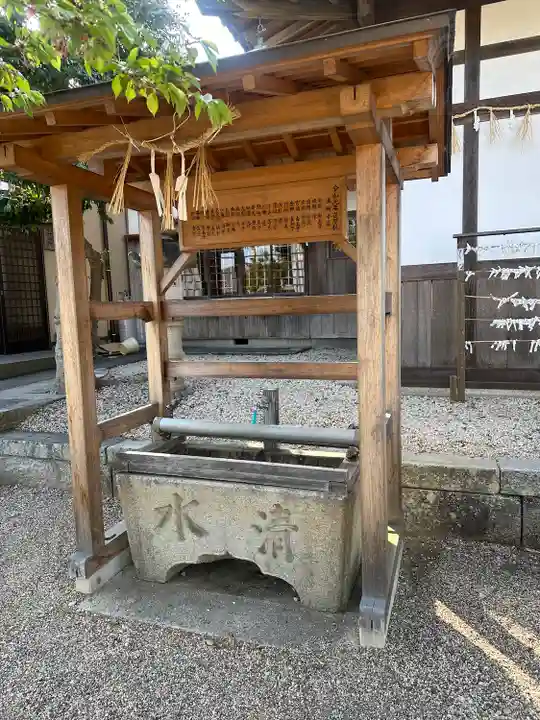 比佐豆知神社の手水舎