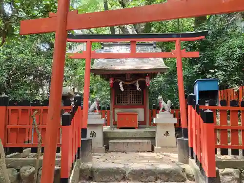 六甲八幡神社の末社・摂社