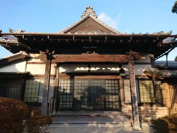 徳生寺の本殿・本堂