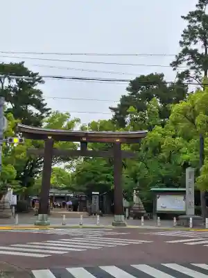 豊國神社の{uncategorized: "未分類", other: "その他", undefined: "問題あり", building: "その他建物", grave: "お墓", sacred_gate: "鳥居", guardian: "狛犬", statue: "像", buddha: "仏像", history: "歴史", nature: "自然", garden: "庭園", animal: "動物", pagoda: "塔", temizu: "手水舎", mountain_gate: "山門・神門", sanctuary: "本殿・本堂", subordinate: "末社・摂社", art: "芸術", scenery: "景色", jizo: "地蔵", ema: "絵馬", goshuin: "御朱印", omikuji: "おみくじ", items: "授与品その他", amulet: "お守り", goshuincho: "御朱印帳", eats: "食事", festival: "お祭り", votive_dance: "神楽", shichigosan: "七五三参", wedding: "結婚式", experience: "体験その他", initially: "初詣", around: "周辺", anti_infection: "感染症対策"}
