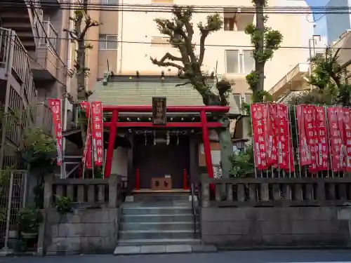 五柱稲荷神社の{uncategorized: "未分類", other: "その他", undefined: "問題あり", building: "その他建物", grave: "お墓", sacred_gate: "鳥居", guardian: "狛犬", statue: "像", buddha: "仏像", history: "歴史", nature: "自然", garden: "庭園", animal: "動物", pagoda: "塔", temizu: "手水舎", mountain_gate: "山門・神門", sanctuary: "本殿・本堂", subordinate: "末社・摂社", art: "芸術", scenery: "景色", jizo: "地蔵", ema: "絵馬", goshuin: "御朱印", omikuji: "おみくじ", items: "授与品その他", amulet: "お守り", goshuincho: "御朱印帳", eats: "食事", festival: "お祭り", votive_dance: "神楽", shichigosan: "七五三参", wedding: "結婚式", experience: "体験その他", initially: "初詣", around: "周辺", anti_infection: "感染症対策"}