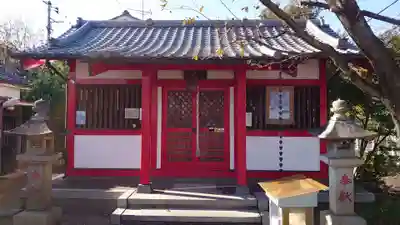 厳島神社(長尾弁財天)の本殿・本堂