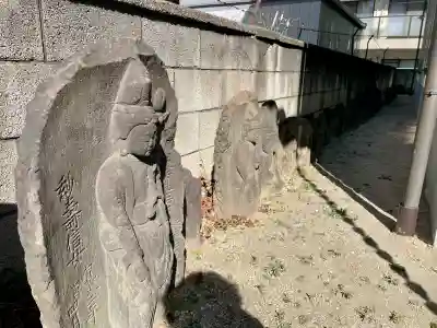 青巒寺の{uncategorized: "未分類", other: "その他", undefined: "問題あり", building: "その他建物", grave: "お墓", sacred_gate: "鳥居", guardian: "狛犬", statue: "像", buddha: "仏像", history: "歴史", nature: "自然", garden: "庭園", animal: "動物", pagoda: "塔", temizu: "手水舎", mountain_gate: "山門・神門", sanctuary: "本殿・本堂", subordinate: "末社・摂社", art: "芸術", scenery: "景色", jizo: "地蔵", ema: "絵馬", goshuin: "御朱印", omikuji: "おみくじ", items: "授与品その他", amulet: "お守り", goshuincho: "御朱印帳", eats: "食事", festival: "お祭り", votive_dance: "神楽", shichigosan: "七五三参", wedding: "結婚式", experience: "体験その他", initially: "初詣", around: "周辺", anti_infection: "感染症対策"}