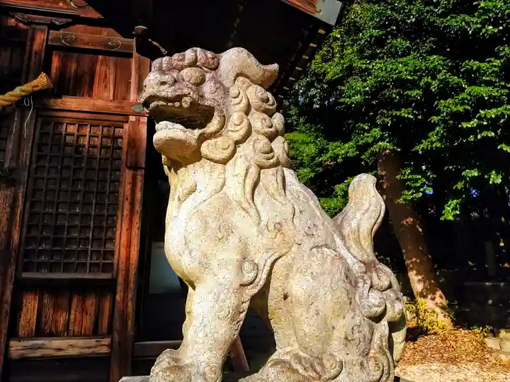 神明社(三ツ屋神明社)の狛犬