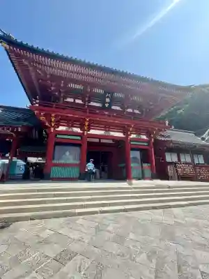 鶴岡八幡宮の本殿・本堂