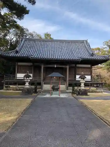 高山寺の本殿・本堂