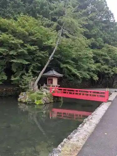 甘南美寺の庭園