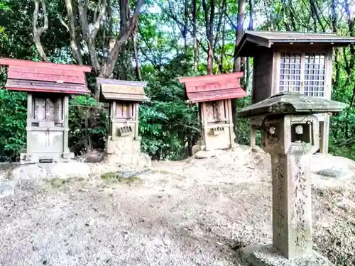 天尾神社の末社