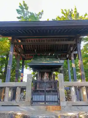 八王子社の本殿・本堂