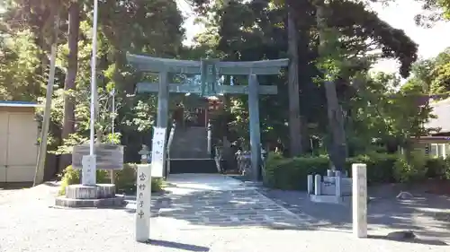 大頭龍神社の鳥居