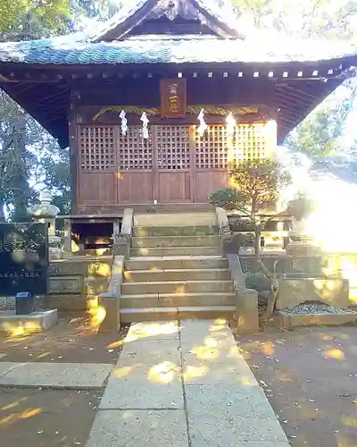 睦神社の本殿