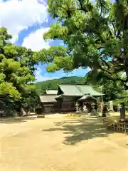 與止日女神社の本殿