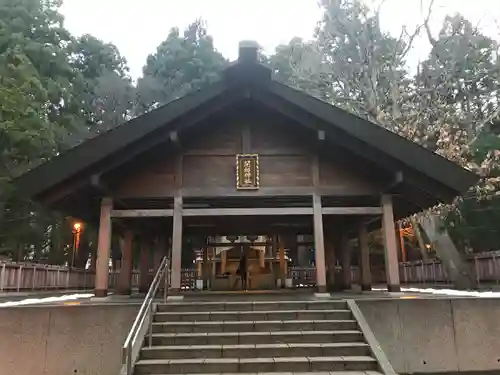 開拓神社の本殿