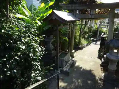 横浜御嶽神社の手水舎