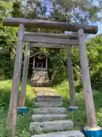 御嶽稲荷神社の鳥居