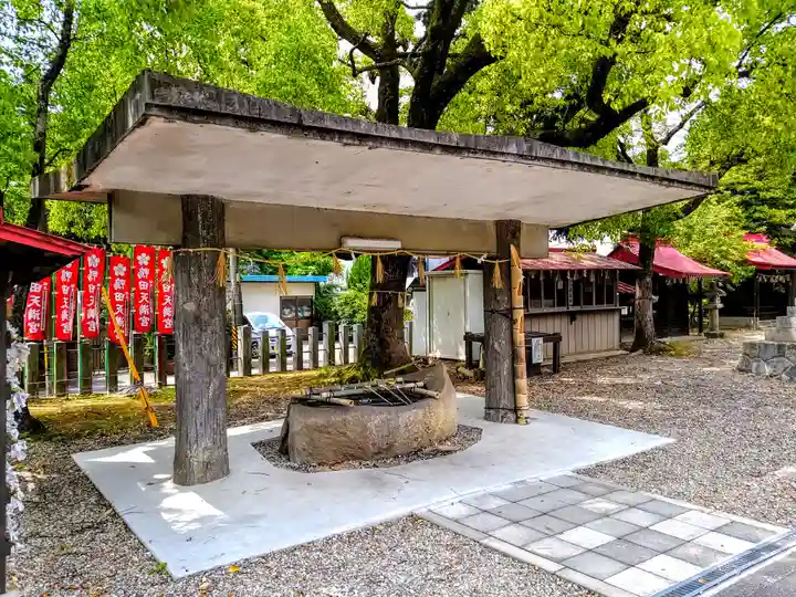 天満宮(鴨田天満宮)の手水舎