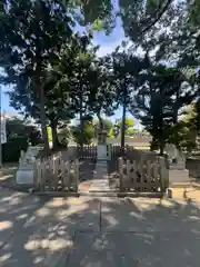 大神神社（花池）の末社