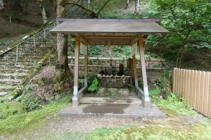 金剛院の手水舎