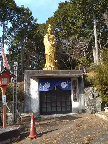 観音寺の仏像