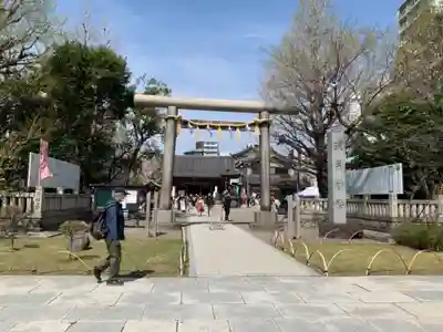 浅草神社の鳥居