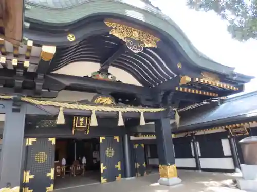 穴八幡宮の本殿・本堂