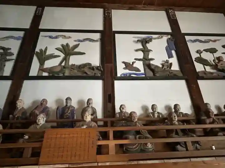 金鳳山 正法寺の{uncategorized: "未分類", other: "その他", undefined: "問題あり", building: "その他建物", grave: "お墓", sacred_gate: "鳥居", guardian: "狛犬", statue: "像", buddha: "仏像", history: "歴史", nature: "自然", garden: "庭園", animal: "動物", pagoda: "塔", temizu: "手水舎", mountain_gate: "山門・神門", sanctuary: "本殿・本堂", subordinate: "末社・摂社", art: "芸術", scenery: "景色", jizo: "地蔵", ema: "絵馬", goshuin: "御朱印", omikuji: "おみくじ", items: "授与品その他", amulet: "お守り", goshuincho: "御朱印帳", eats: "食事", festival: "お祭り", votive_dance: "神楽", shichigosan: "七五三参", wedding: "結婚式", experience: "体験その他", initially: "初詣", around: "周辺", anti_infection: "感染症対策"}