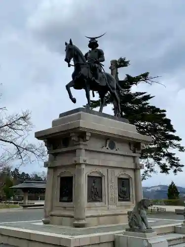 宮城縣護國神社の像