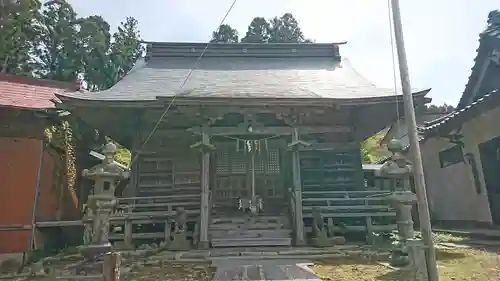 熊野神社の本殿