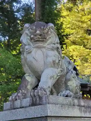 諏訪大社上社前宮の狛犬