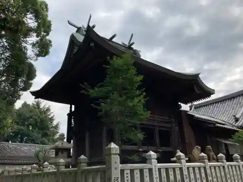 泊神社の本殿・本堂