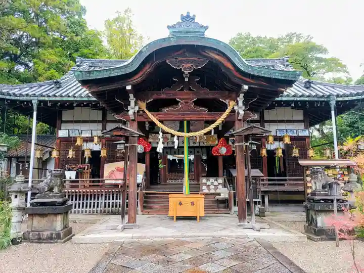 郡山八幡神社の本殿・本堂