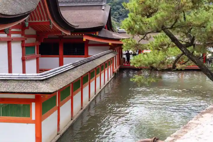 厳島神社(広島県)
