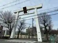 石切劔箭神社の{uncategorized: "未分類", other: "その他", undefined: "問題あり", building: "その他建物", grave: "お墓", sacred_gate: "鳥居", guardian: "狛犬", statue: "像", buddha: "仏像", history: "歴史", nature: "自然", garden: "庭園", animal: "動物", pagoda: "塔", temizu: "手水舎", mountain_gate: "山門・神門", sanctuary: "本殿・本堂", subordinate: "末社・摂社", art: "芸術", scenery: "景色", jizo: "地蔵", ema: "絵馬", goshuin: "御朱印", omikuji: "おみくじ", items: "授与品その他", amulet: "お守り", goshuincho: "御朱印帳", eats: "食事", festival: "お祭り", votive_dance: "神楽", shichigosan: "七五三参", wedding: "結婚式", experience: "体験その他", initially: "初詣", around: "周辺", anti_infection: "感染症対策"}