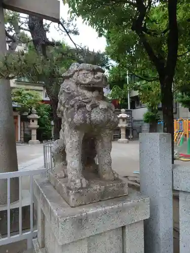 蒔田杉山神社の狛犬