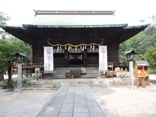 篠山神社の本殿・本堂