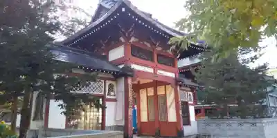 眞久寺の山門・神門