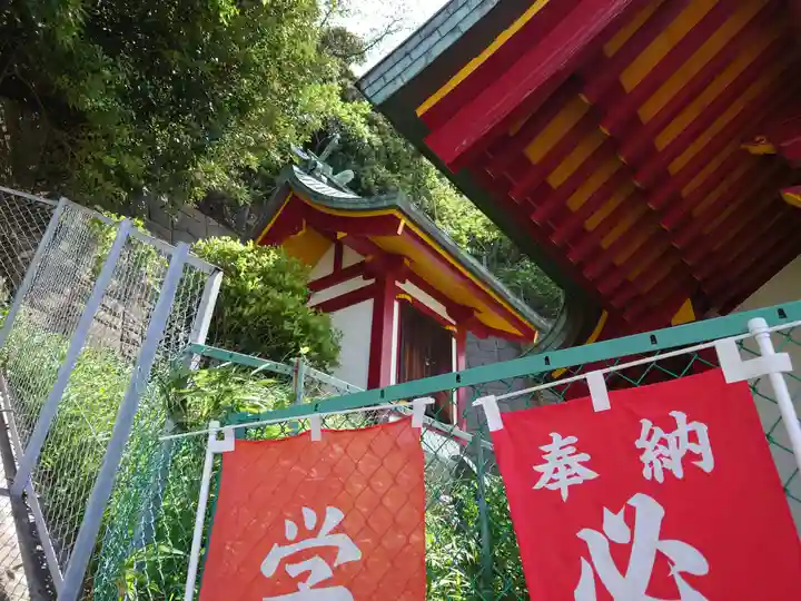 若宮八幡宮の本殿・本堂