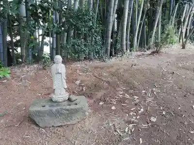 法岩院の地蔵