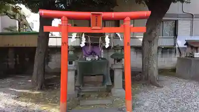 駒留八幡神社の末社・摂社