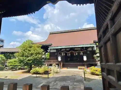 六孫王神社の本殿・本堂