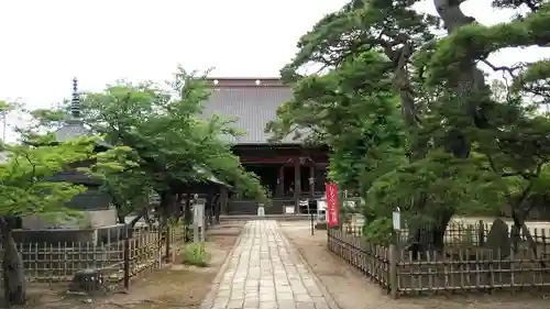 滑河山龍正院の本殿・本堂